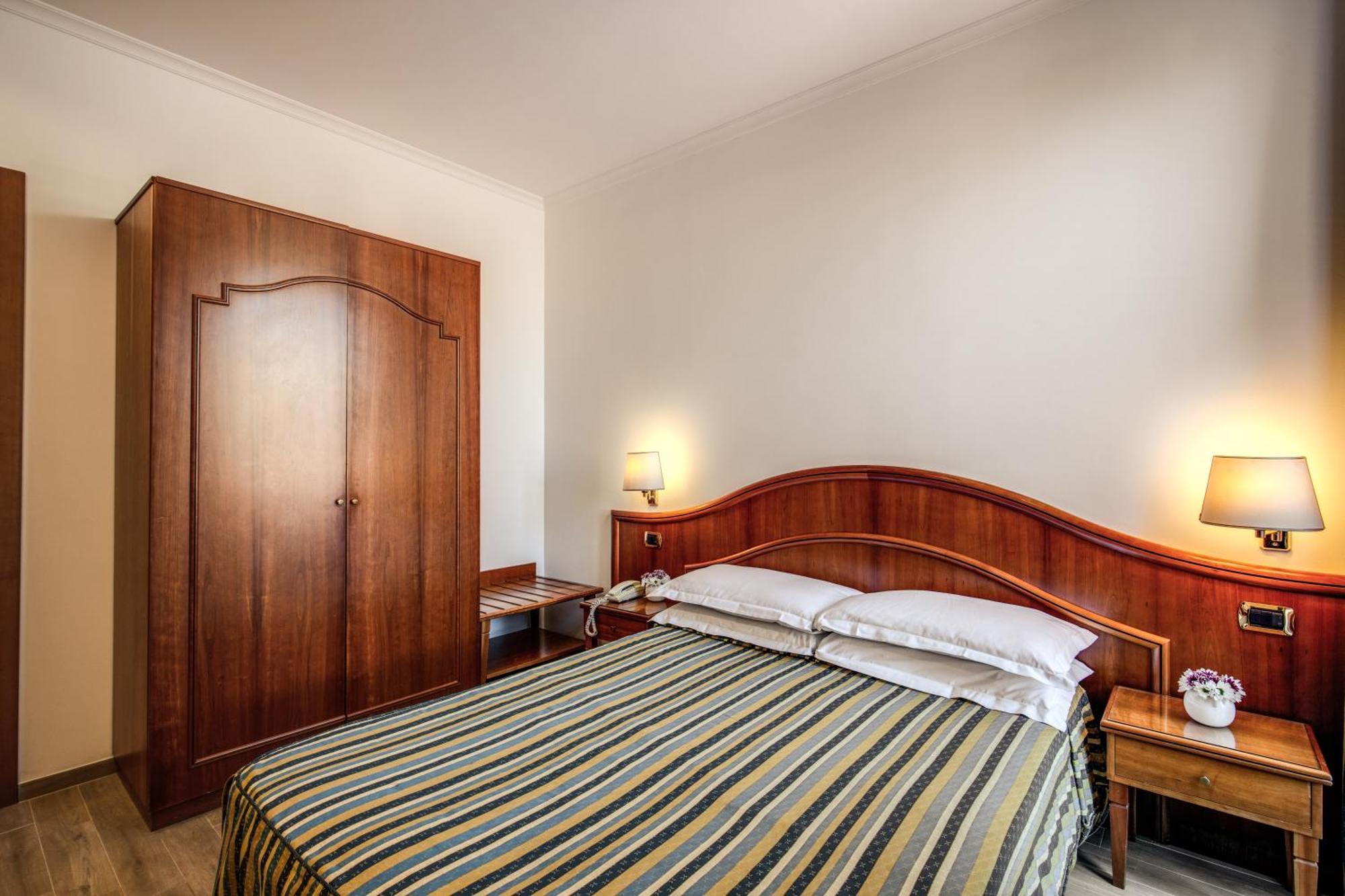 Hotel Villafranca Roma Ngoại thất bức ảnh